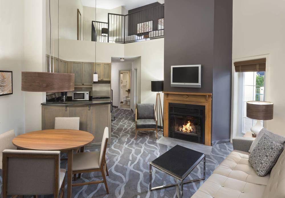 Residence Inn By Marriott Mont Tremblant Manoir Labelle Exterior photo