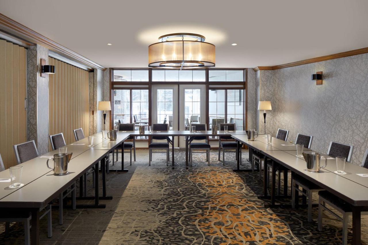 Residence Inn By Marriott Mont Tremblant Manoir Labelle Exterior photo